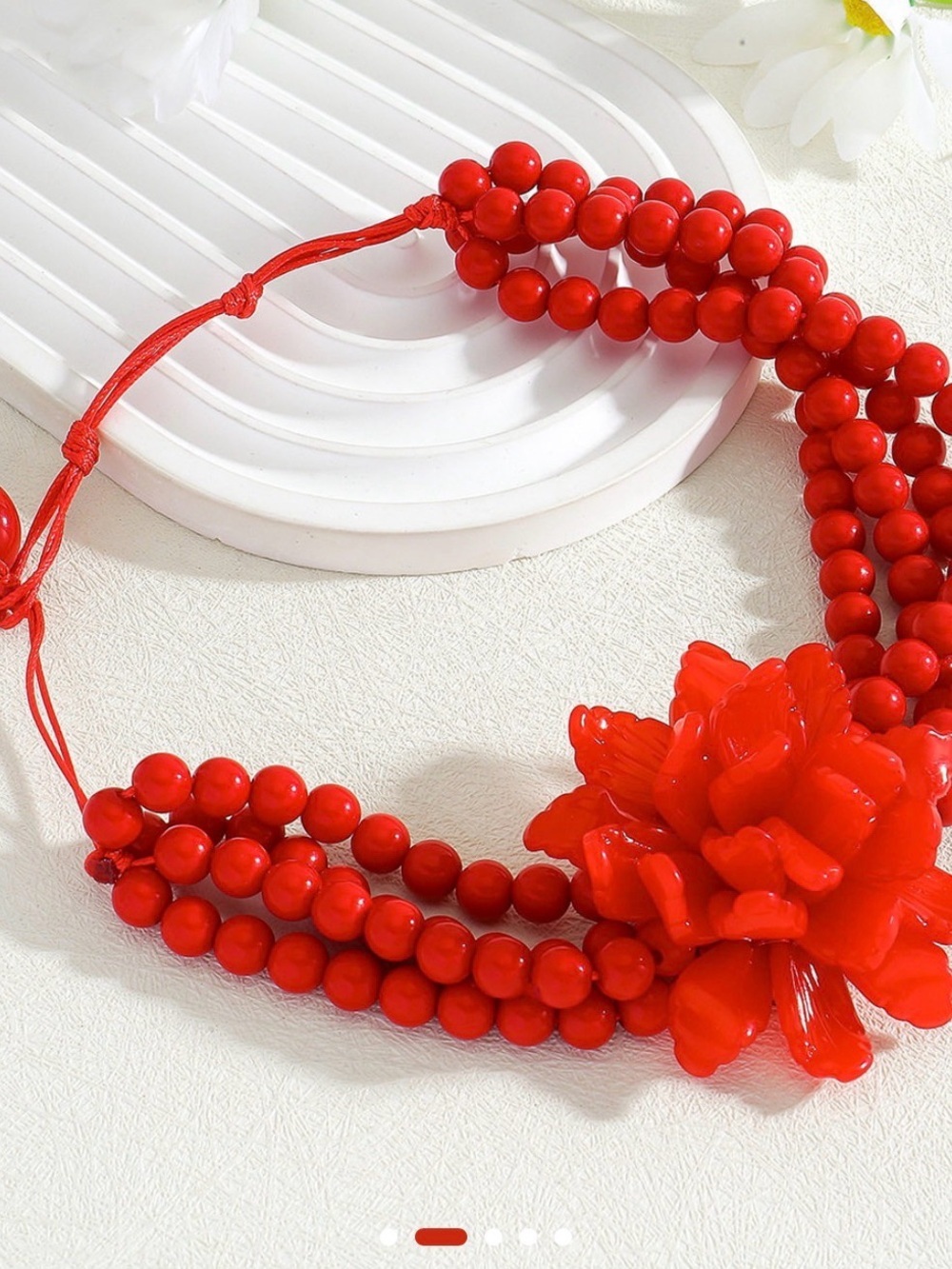 Red Beaded Flower Choker Necklace - Women Jewelry - Picture 2 of 6